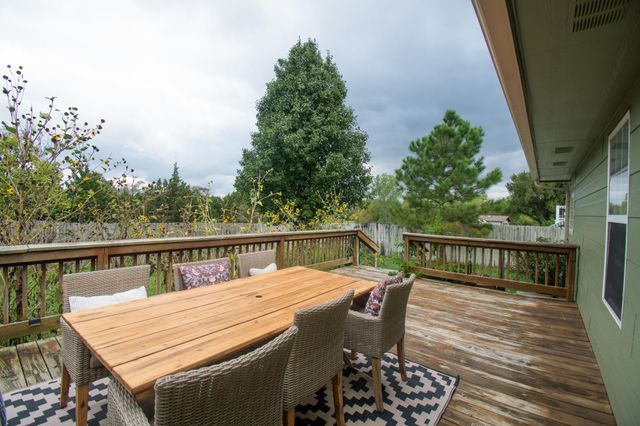 1661 N Prairie Run Circle, Mulvane, KS 67110