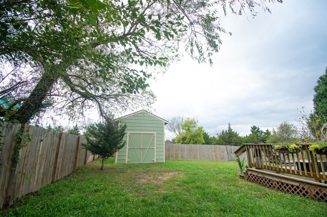 1661 N Prairie Run Circle, Mulvane, KS 67110