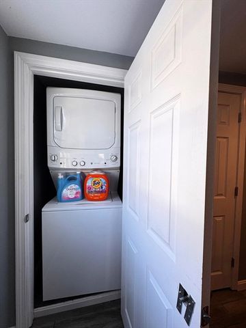 60 Cedar St. B, Waltham, MA 02453