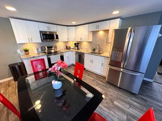 60 Cedar St. B, Waltham, MA 02453