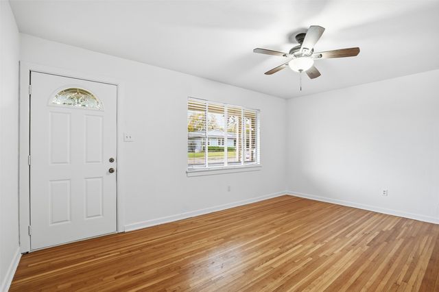 4716 Kilpatrick Avenue, Fort Worth, TX 76107