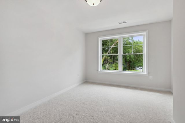 1003 HENRY AVE, West River, MD 20778