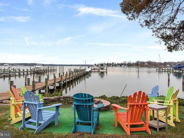 1003 HENRY AVE, West River, MD 20778