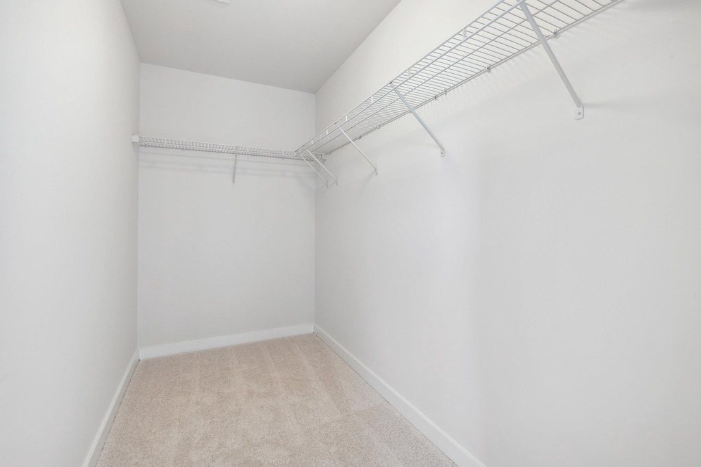 Image 10 of property listing at 1003 HENRY AVE, West River, MD 20778
