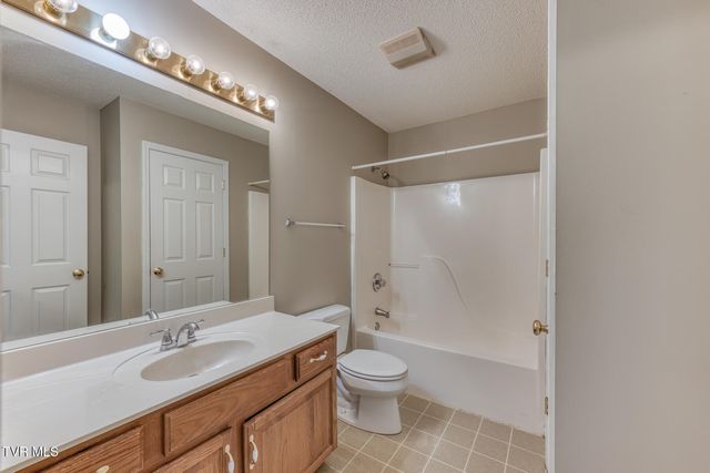 716 King Springs Road Apt 7, Johnson City, TN 37601