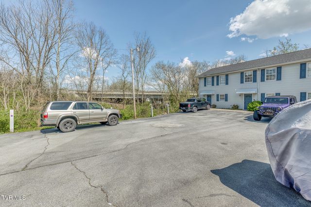 716 King Springs Road Apt 7, Johnson City, TN 37601