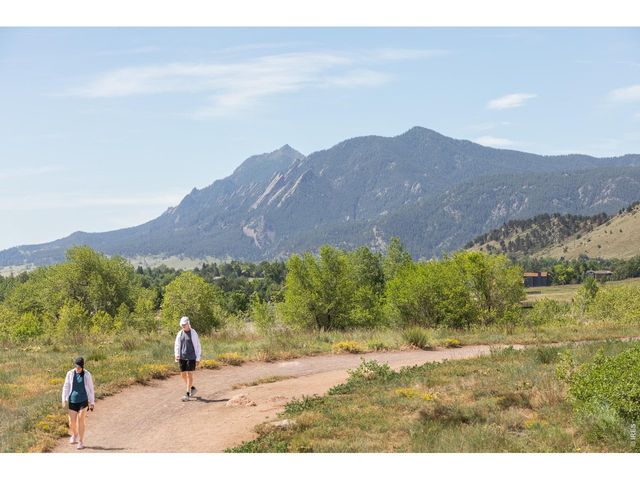 4888 5th St, Boulder, CO 80304