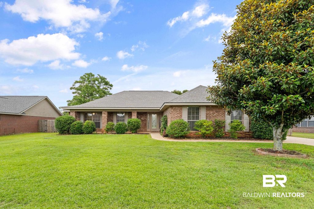 2930 Plantation Drive, Mobile, AL 36695
