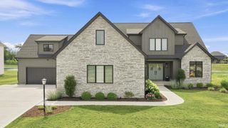 10664 Chestnut Creek Boulevard, Fort Wayne, IN 46814