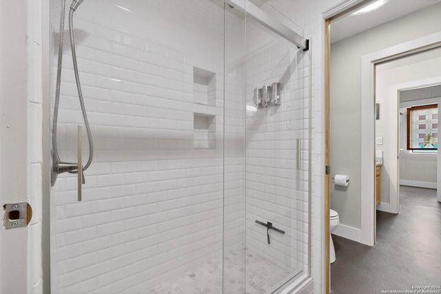 214 E Travis St Apt 402, San Antonio, TX 78205