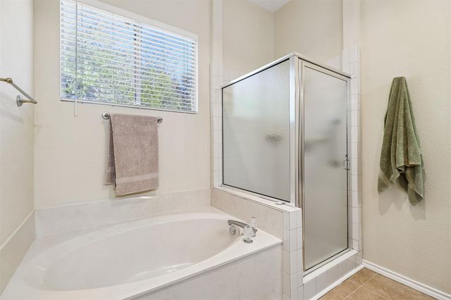 12513 Hunters Chase DR, Austin, TX 78729