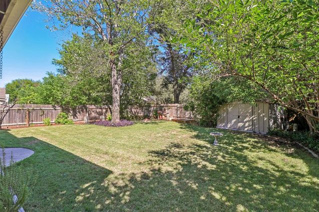 12513 Hunters Chase DR, Austin, TX 78729
