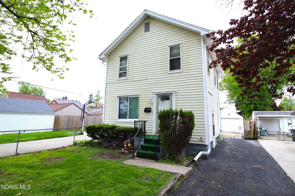 2544 110th Street, Toledo, OH 43611