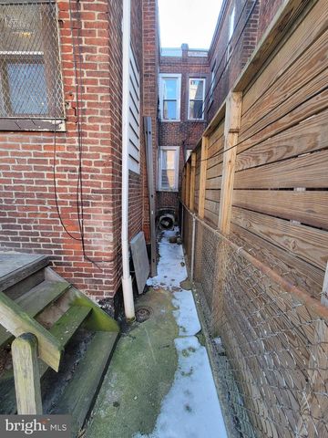 2239 W SOMERSET ST, Philadelphia, PA 19132