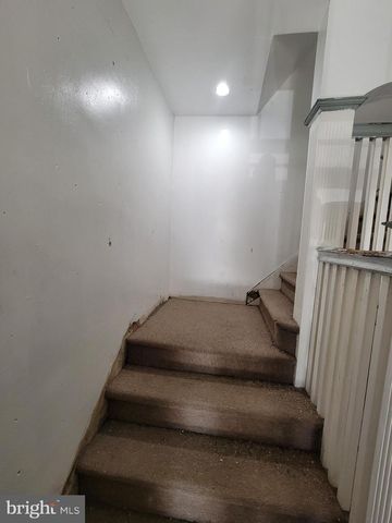 2239 W SOMERSET ST, Philadelphia, PA 19132