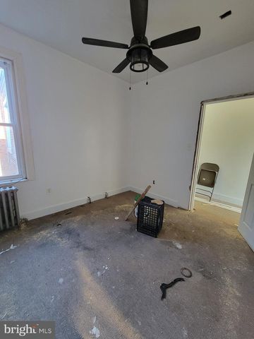 2239 W SOMERSET ST, Philadelphia, PA 19132