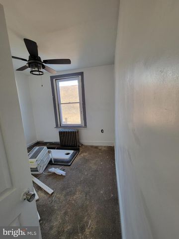 2239 W SOMERSET ST, Philadelphia, PA 19132