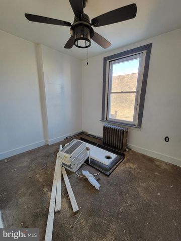 2239 W SOMERSET ST, Philadelphia, PA 19132