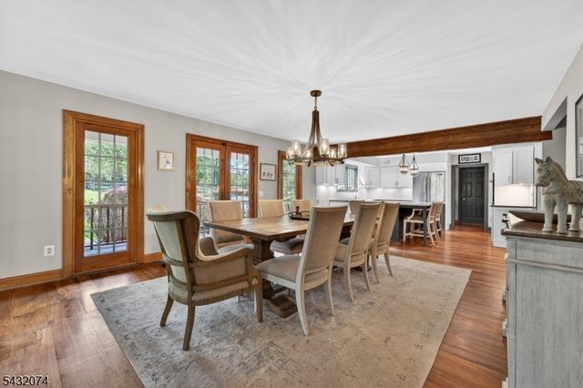 10 TARA WAY, Franklin Twp., NJ 08867