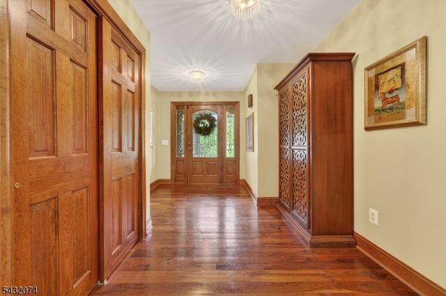 10 TARA WAY, Franklin Twp., NJ 08867