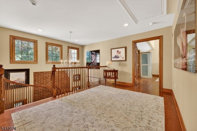 10 TARA WAY, Franklin Twp., NJ 08867