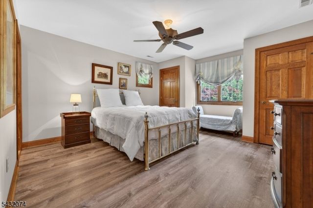 10 TARA WAY, Franklin Twp., NJ 08867