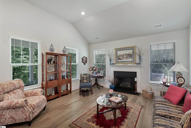 715 Oak Hill Lane, Belton, SC 29627