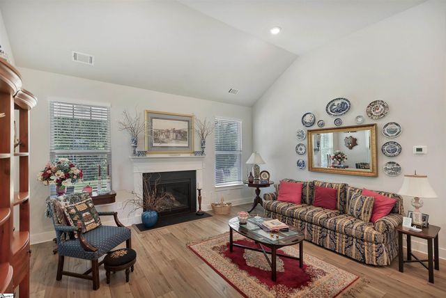 715 Oak Hill Lane, Belton, SC 29627