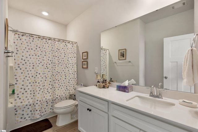 715 Oak Hill Lane, Belton, SC 29627