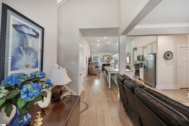 715 Oak Hill Lane, Belton, SC 29627