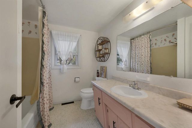 939 ALTA STREET, Green Bay, WI 54313