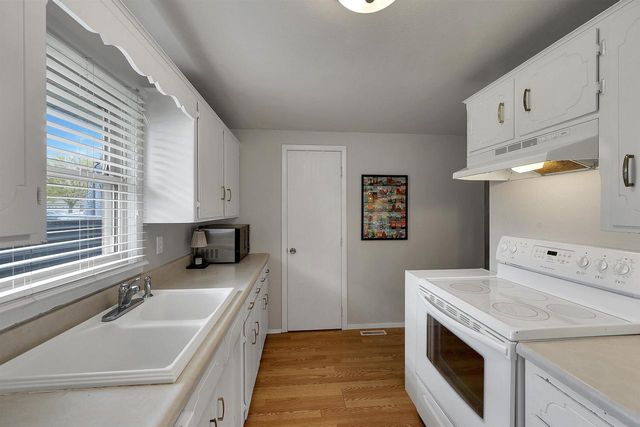 939 ALTA STREET, Green Bay, WI 54313