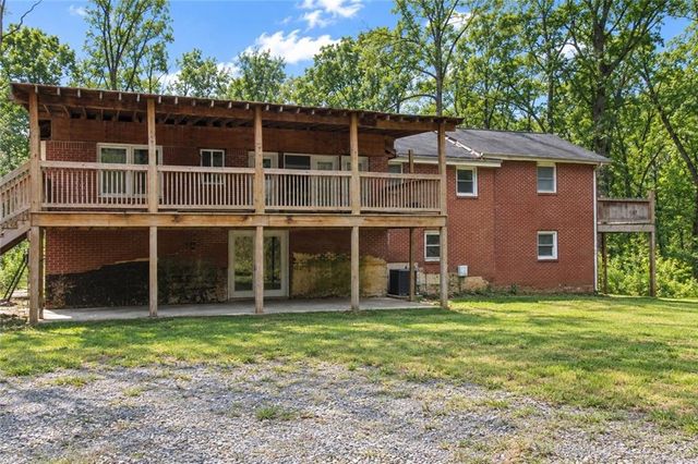 140 Joe Bray Rd, Fayetteville, GA 30214