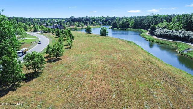 124 Sycamore Lakes Drive, Wallace, NC 28466