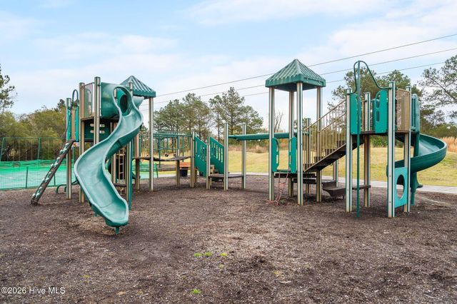 124 Sycamore Lakes Drive, Wallace, NC 28466