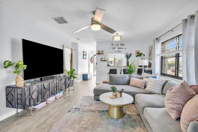 5347 Tennis Lane 5347, Delray Beach, FL 33484