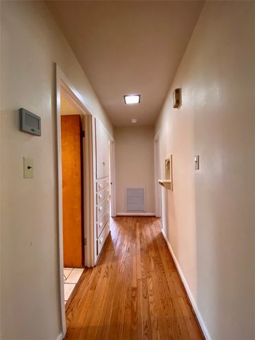 510 Brooks Avenue, College Station, TX 77840