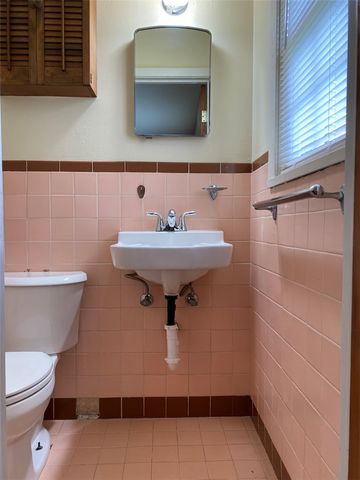 510 Brooks Avenue, College Station, TX 77840