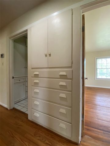 510 Brooks Avenue, College Station, TX 77840
