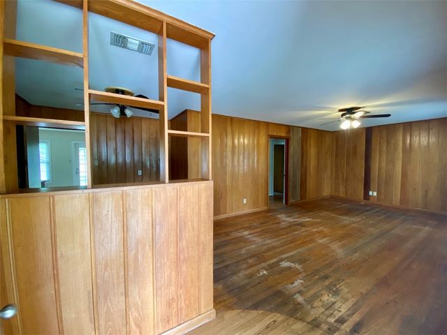 510 Brooks Avenue, College Station, TX 77840