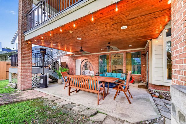 13807 Layton Hills Drive, Cypress, TX 77429