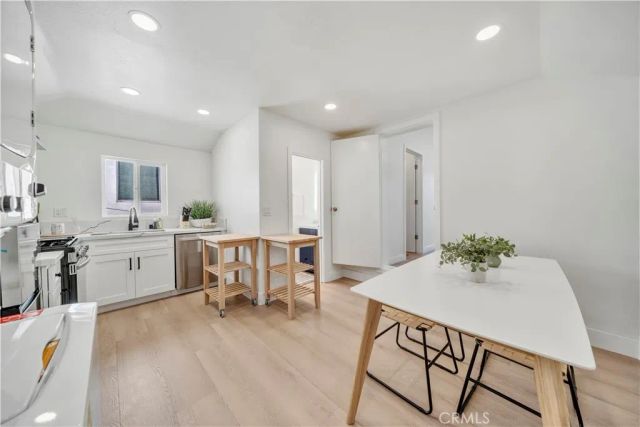 920 W Balboa, Newport Beach, CA 92661