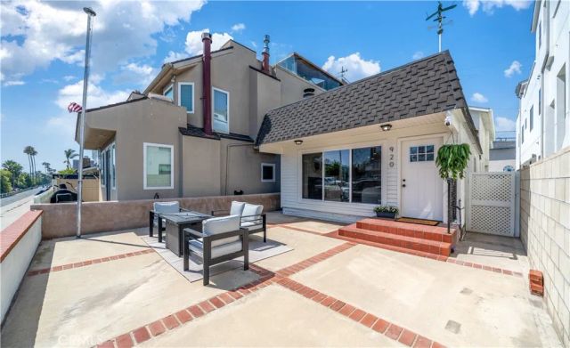 920 W Balboa, Newport Beach, CA 92661