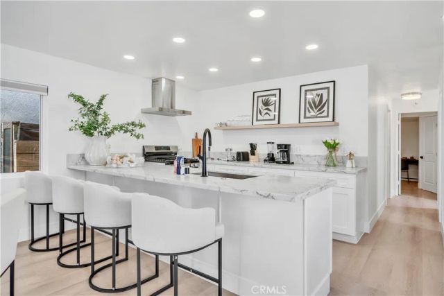 920 W Balboa, Newport Beach, CA 92661