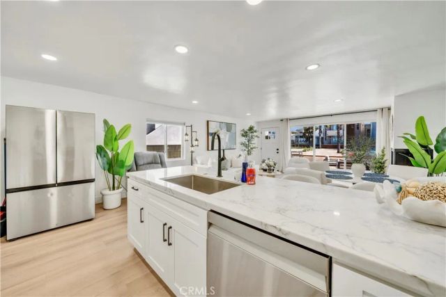 920 W Balboa, Newport Beach, CA 92661