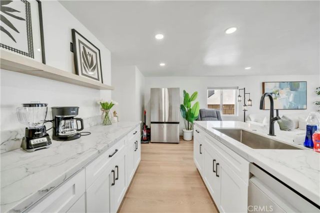 920 W Balboa, Newport Beach, CA 92661