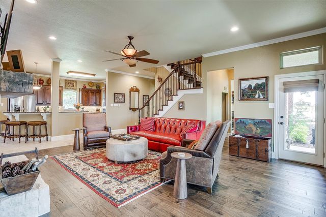 100 Palomino Court, Cresson, TX 76035