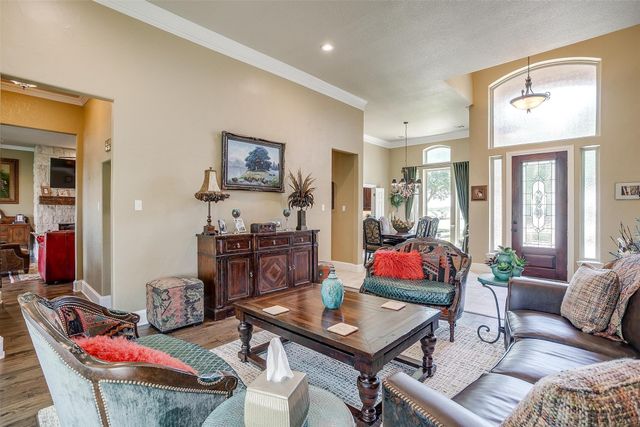 100 Palomino Court, Cresson, TX 76035