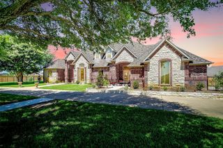 100 Palomino Court, Cresson, TX 76035
