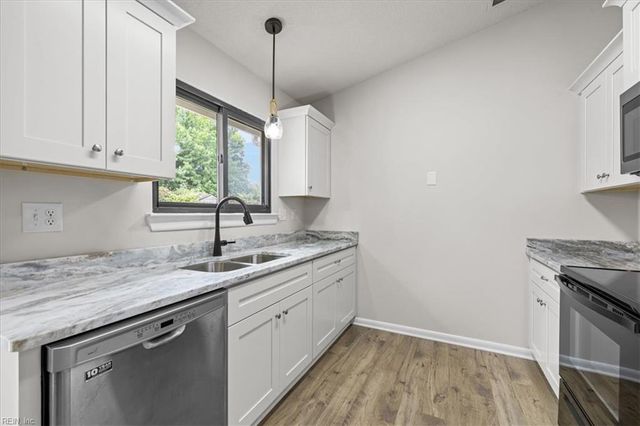 3305 Turtle Rock DR, Virginia Beach, VA 23452